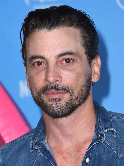 Skeet Ulrich .